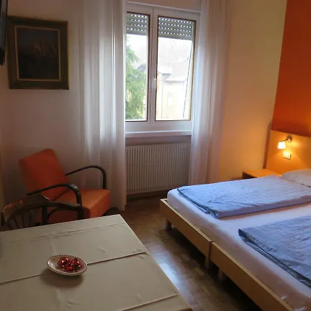 Hotel Garnì Domus Mea