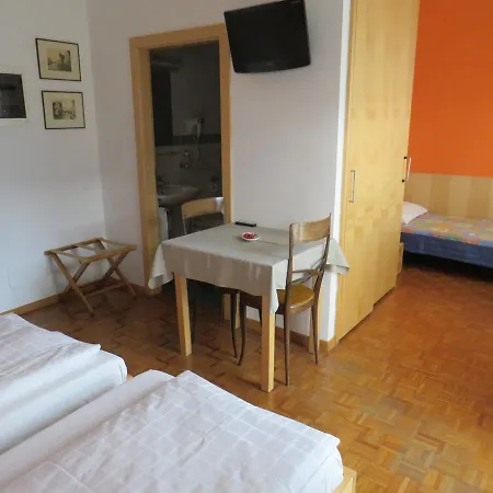 Hotel Garnì Domus Mea 2*