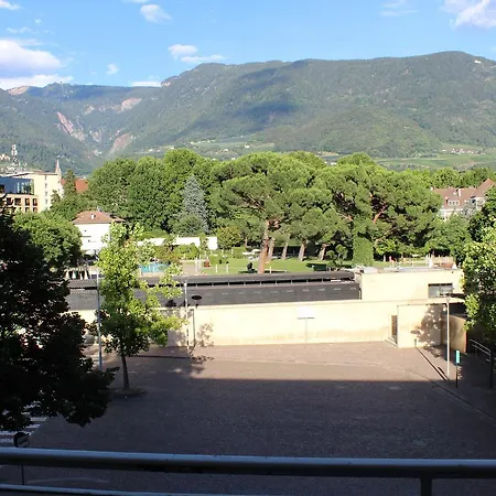 Garnì Domus Mea Hotel 2*