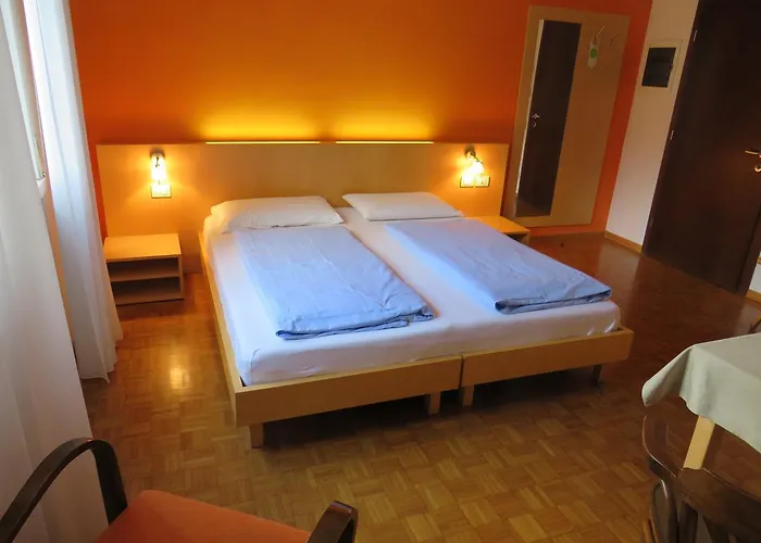 Hotel Garni Domus Mea 2*